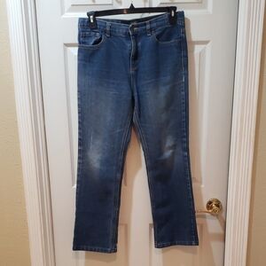 Old Navy Women's Loose Boot Cut Blue Jean.               Size 18